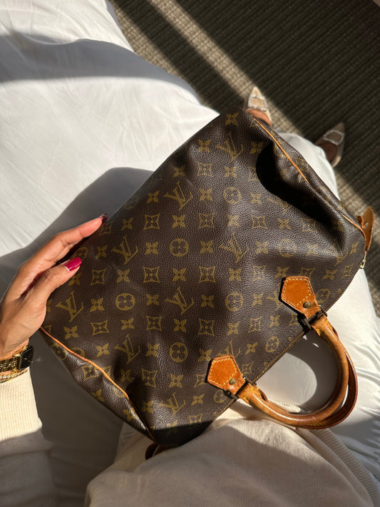 *SOLD* Louis Vuitton Speedy 30