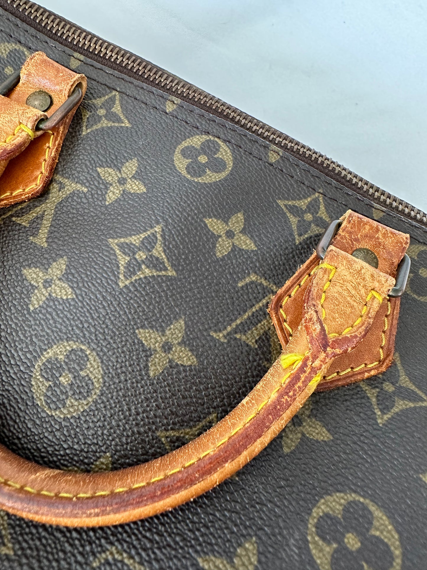 *SOLD* Louis Vuitton Speedy 30