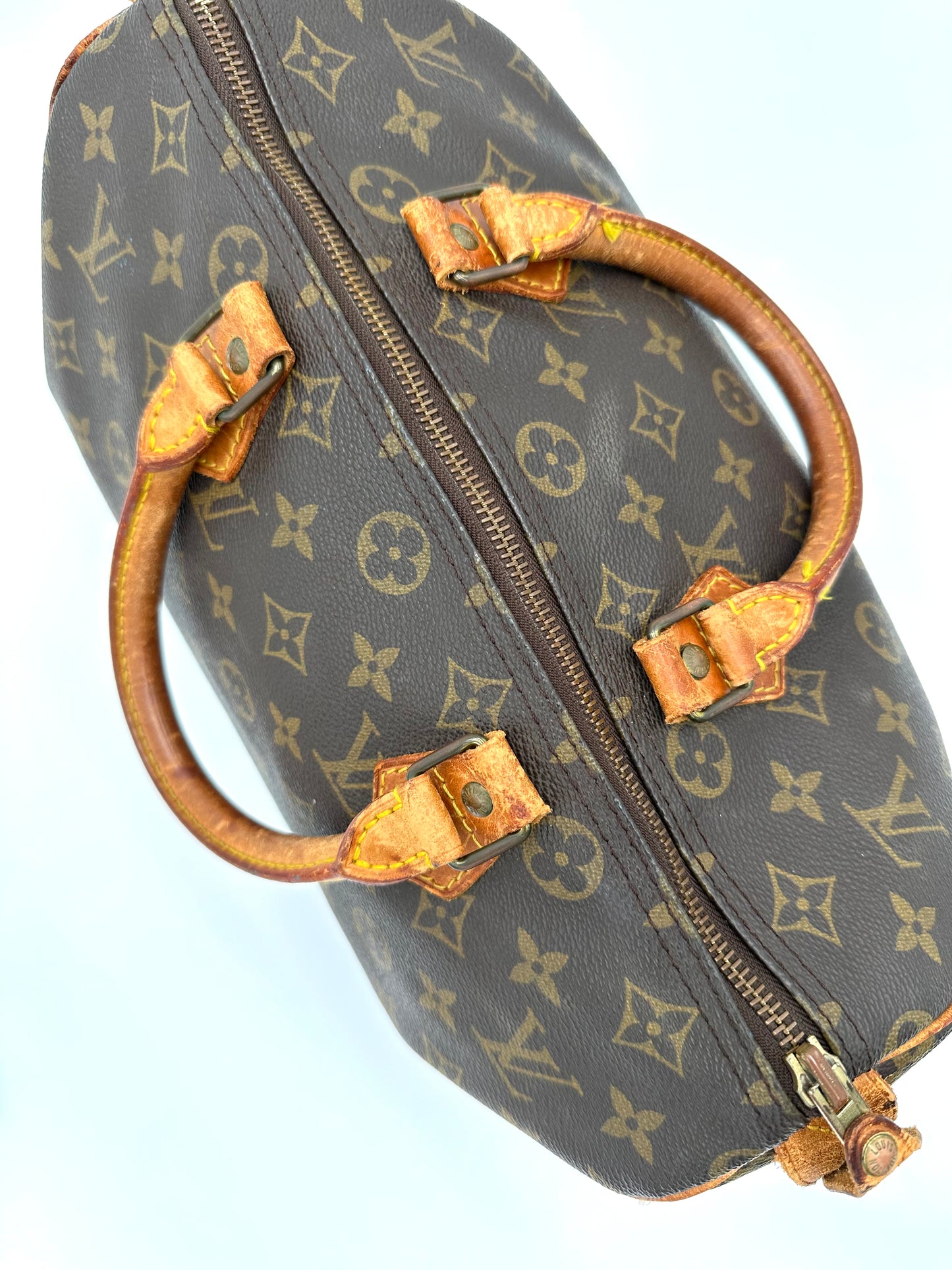 *SOLD* Louis Vuitton Speedy 30