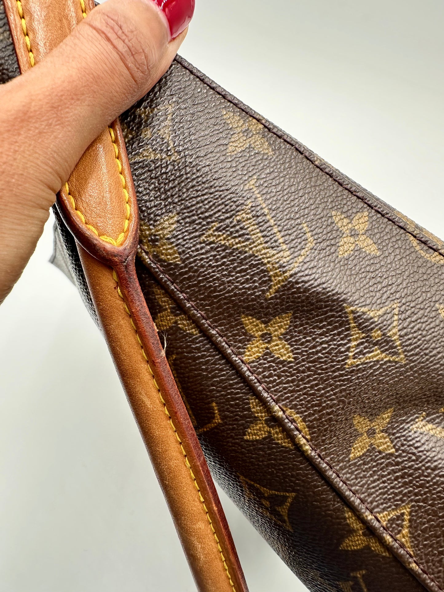 Louis Vuitton Monogram Looping Shoulder Bag